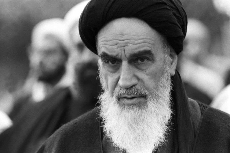 تقارن سالگرد رحلت امام خمینی (ره) با شب عرفه؛ سیره امام، چراغ هدایت جوامع آزاده و حقطلب