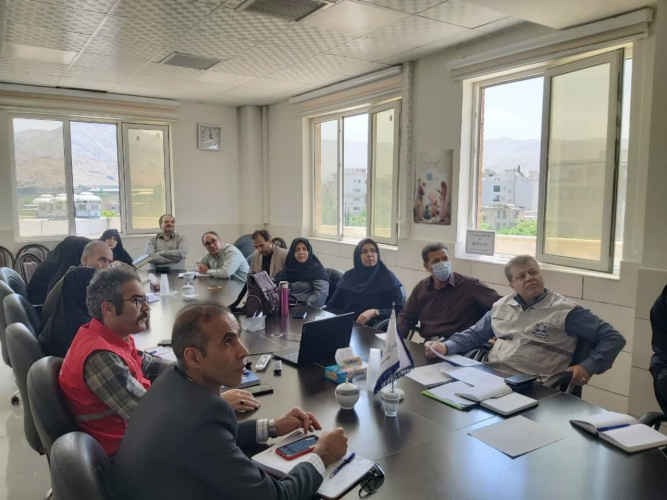 برگزاری کمیته مدیریت بحران معاونت بهداشت استان مرکزی با محوریت آمادگی کامل در شرایط جنگی