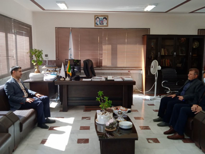 تأکید معاون بهداشت بر ارتقای همکاری با استاندارد در حوزه سلامت‌محور